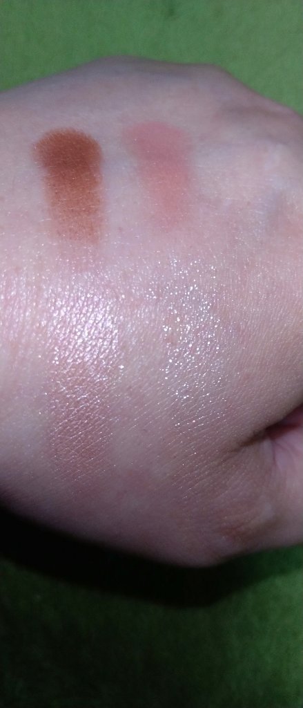 シャインオンステージアイパレット/upink/アイシャドウパレットを使ったクチコミ（3枚目）