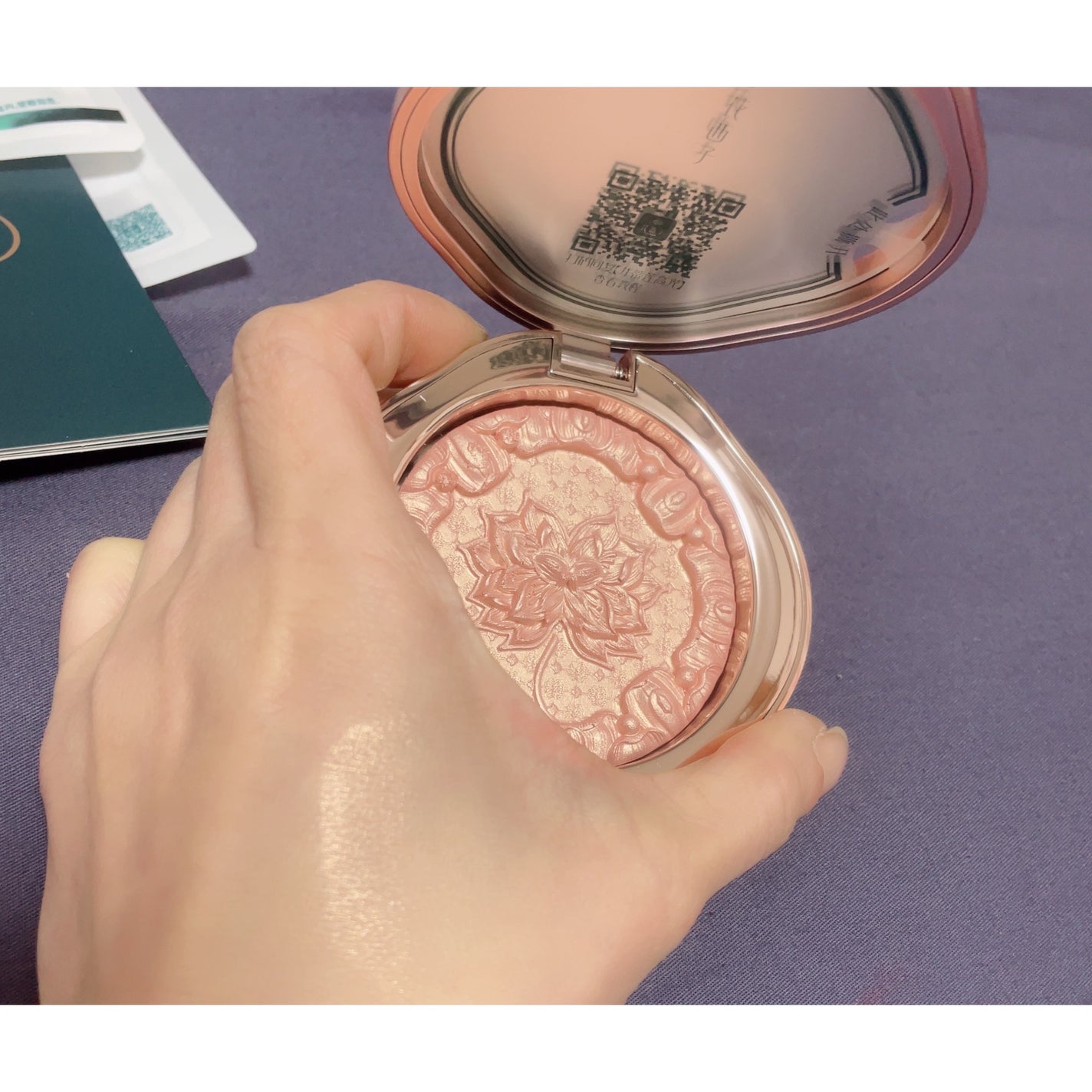 玉養桃花 ルースパウダー/花西子/ルースパウダーを使ったクチコミ(6枚目)