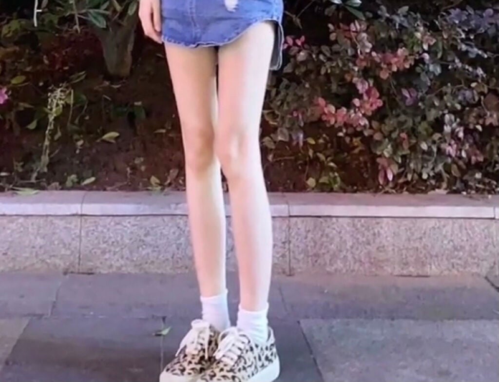 Mit Na on LIPS 「・ジョンソンべビーオイル・脚が細くなる器具????(すみません..」(3枚目)