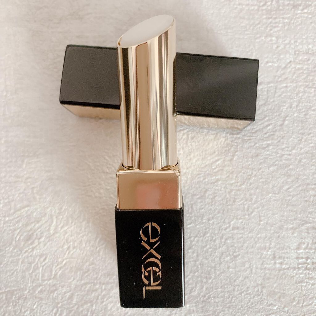 えり on LIPS 「サナエクセルからリップベースが登場しました💓柔らかな唇にしてく..」(1枚目)