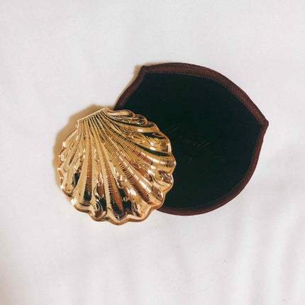 リミテッド エディション パウダー ケース/レ・メルヴェイユーズ ラデュレ/その他化粧小物を使ったクチコミ(2枚目)