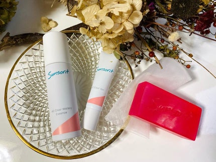 サンソリット ACクリアウォータリーエッセンスのクチコミ「
大人ニキビなお肌に最適というスキンケアアイテム
 
不安定になりやすい肌に優しく潤いを与え.....」(1枚目)