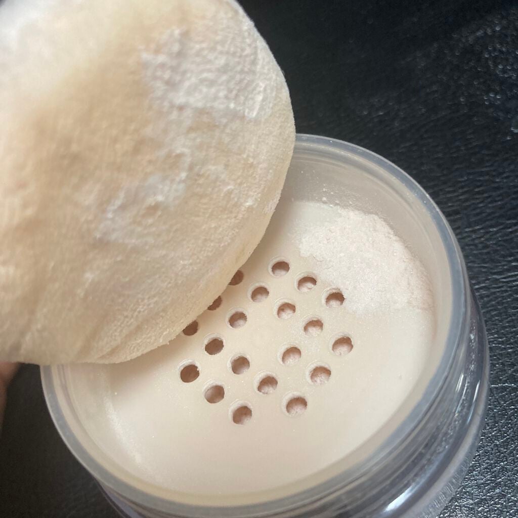 エレガンス ラ プードル オートニュアンス リクスィーズ/Elégance/プレストパウダーを使ったクチコミ(4枚目)