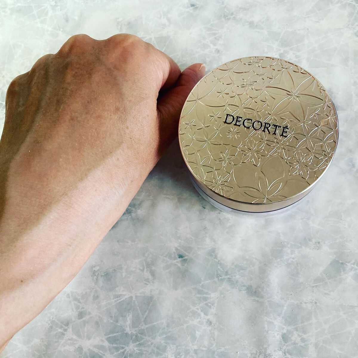 フェイスパウダー/DECORTÉ/ルースパウダーを使ったクチコミ(4枚目)