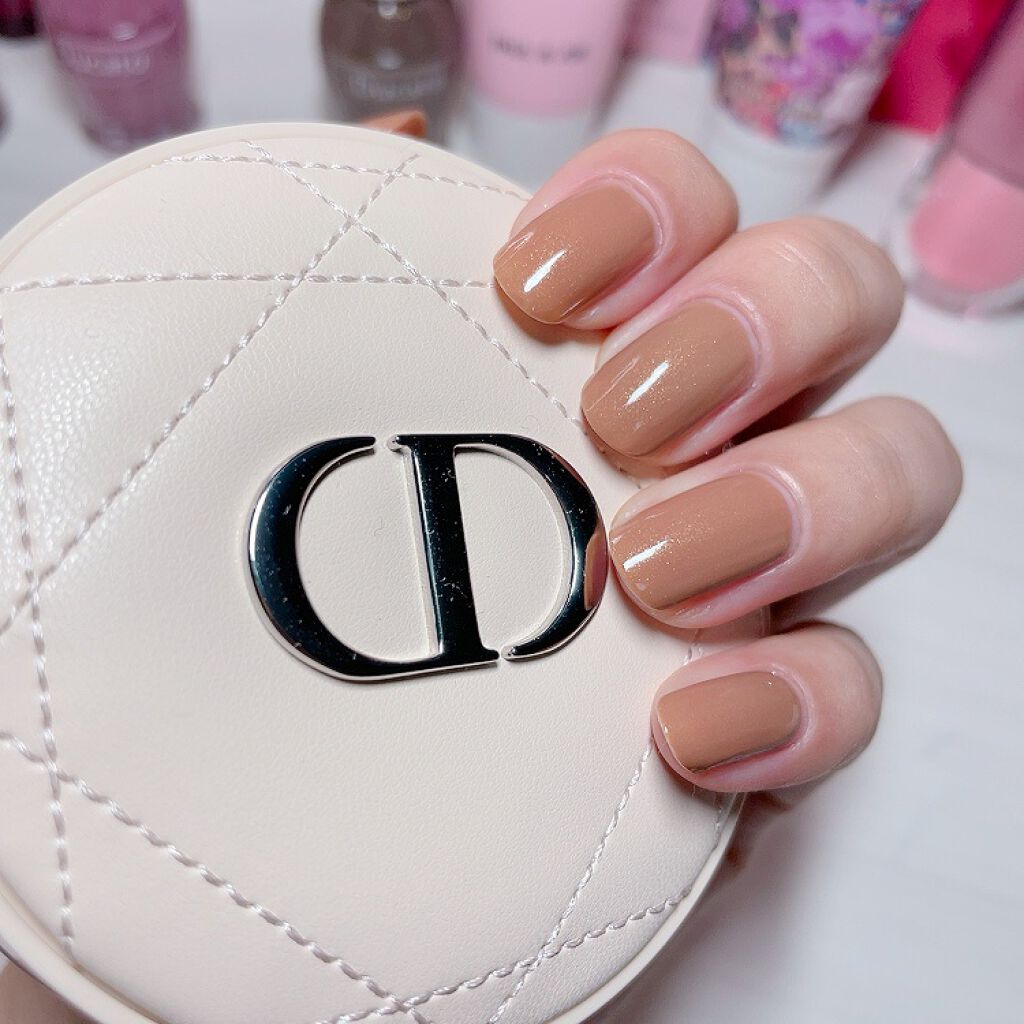 ナチュラルネイルカラーN 127 Silky gold/デュカート/マニキュアを使ったクチコミ（3枚目）