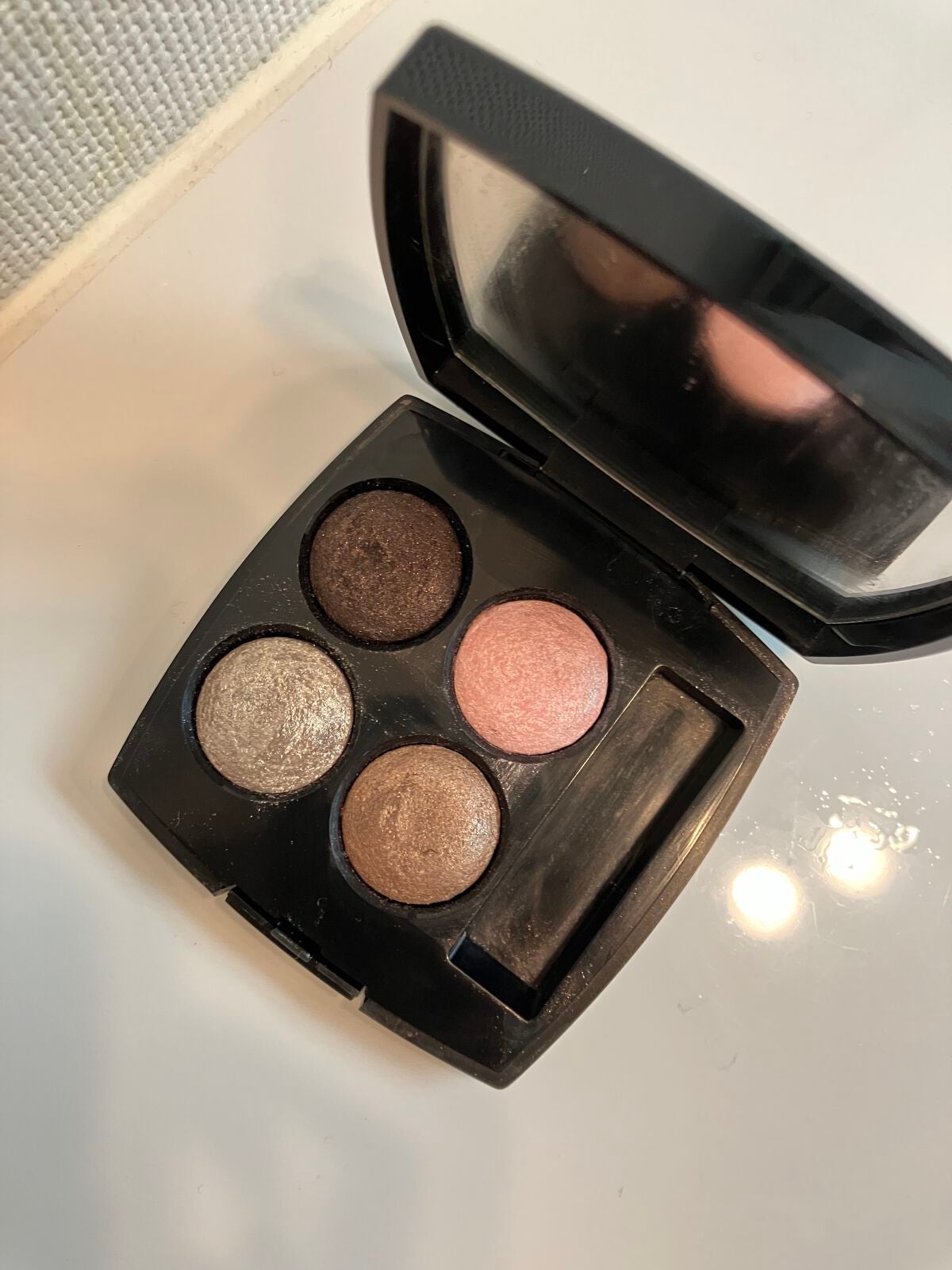 ゆりなつ on LIPS 「シャネルのアイシャドウは発色良し、もち良しで言うことなしです。..」(3枚目)