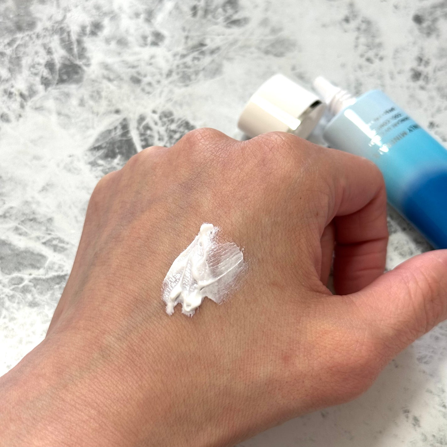 ミネラルUVパウダーS クールコンフォート/ONLY MINERALS/プレストパウダーを使ったクチコミ(2枚目)