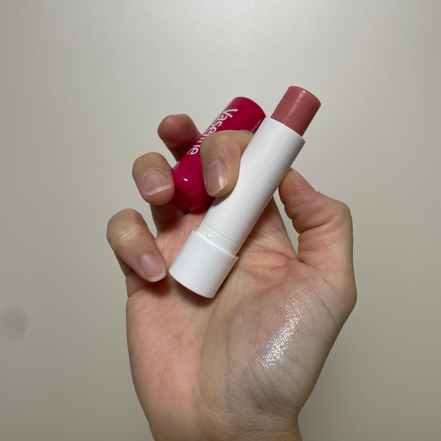 ヴァセリン リップスティック ロージー/ヴァセリン/リップクリームを使ったクチコミ(2枚目)