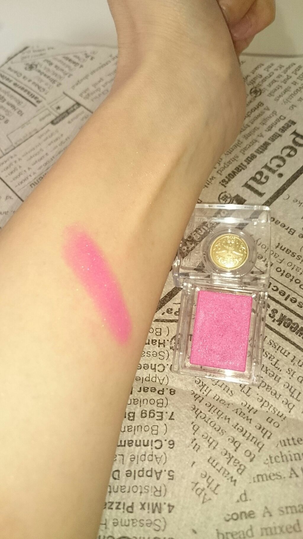 シャドーカスタマイズ/MAJOLICA MAJORCA/単色アイシャドウを使ったクチコミ(2枚目)