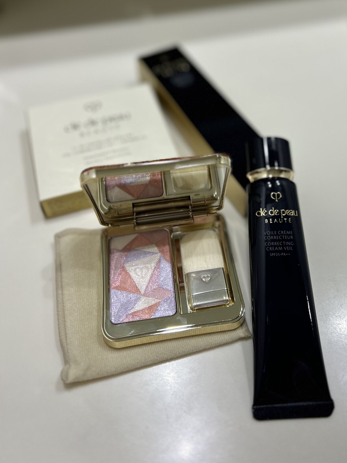 ヴォワールコレクチュールｎ/クレ・ド・ポー ボーテ/化粧下地を使ったクチコミ（1枚目）