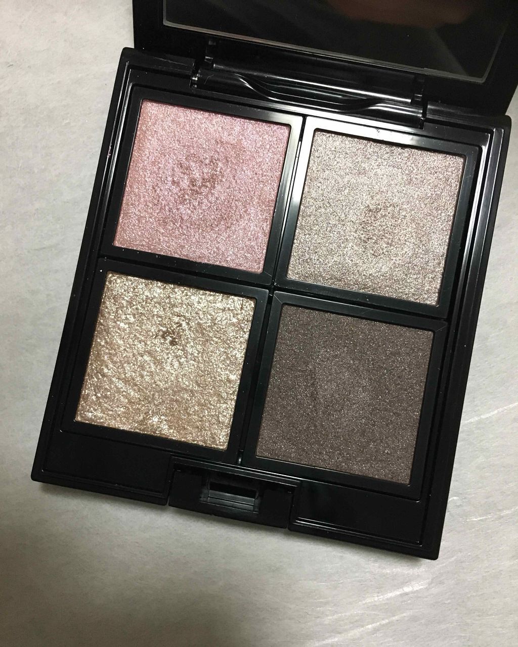 アディクション ザ アイシャドウ/ADDICTION/単色アイシャドウを使ったクチコミ（1枚目）