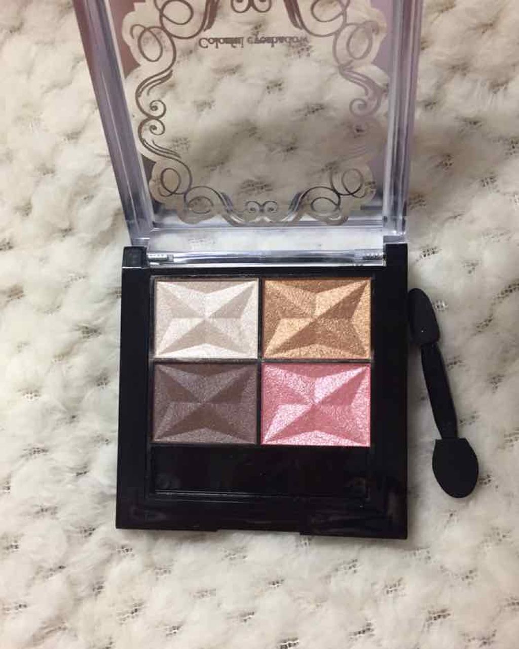 カラフルアイシャドウ/DAISO/アイシャドウパレットを使ったクチコミ（2枚目）