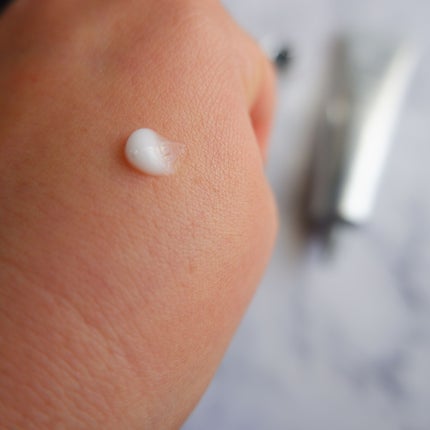 エッセンシャル リアル アイクリーム フォーフェイス/AHC/アイケア・アイクリームを使ったクチコミ(2枚目)