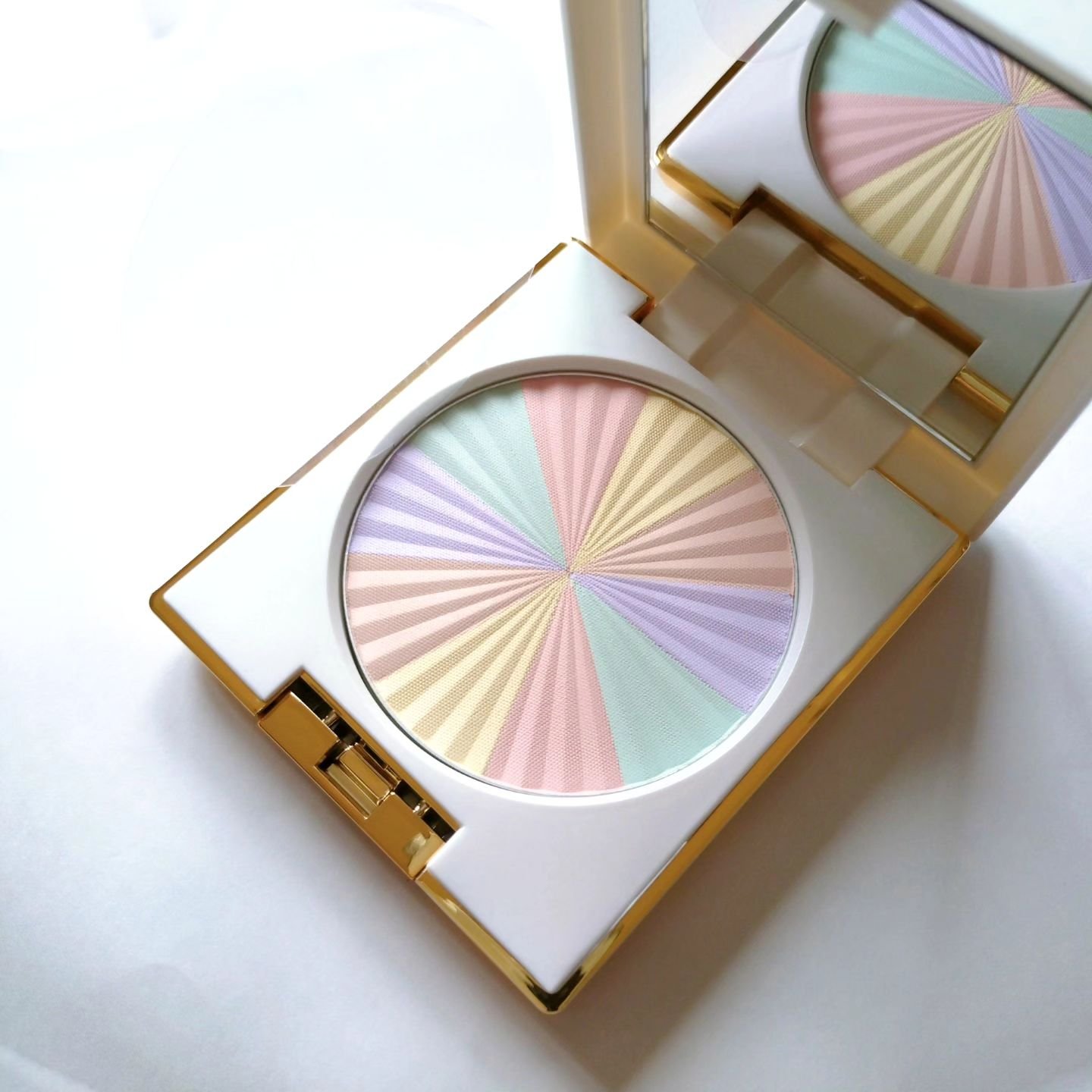 ステファニー サンブロック ルーセントパウダー Ⅲ/ステファニー/プレストパウダーを使ったクチコミ（1枚目）