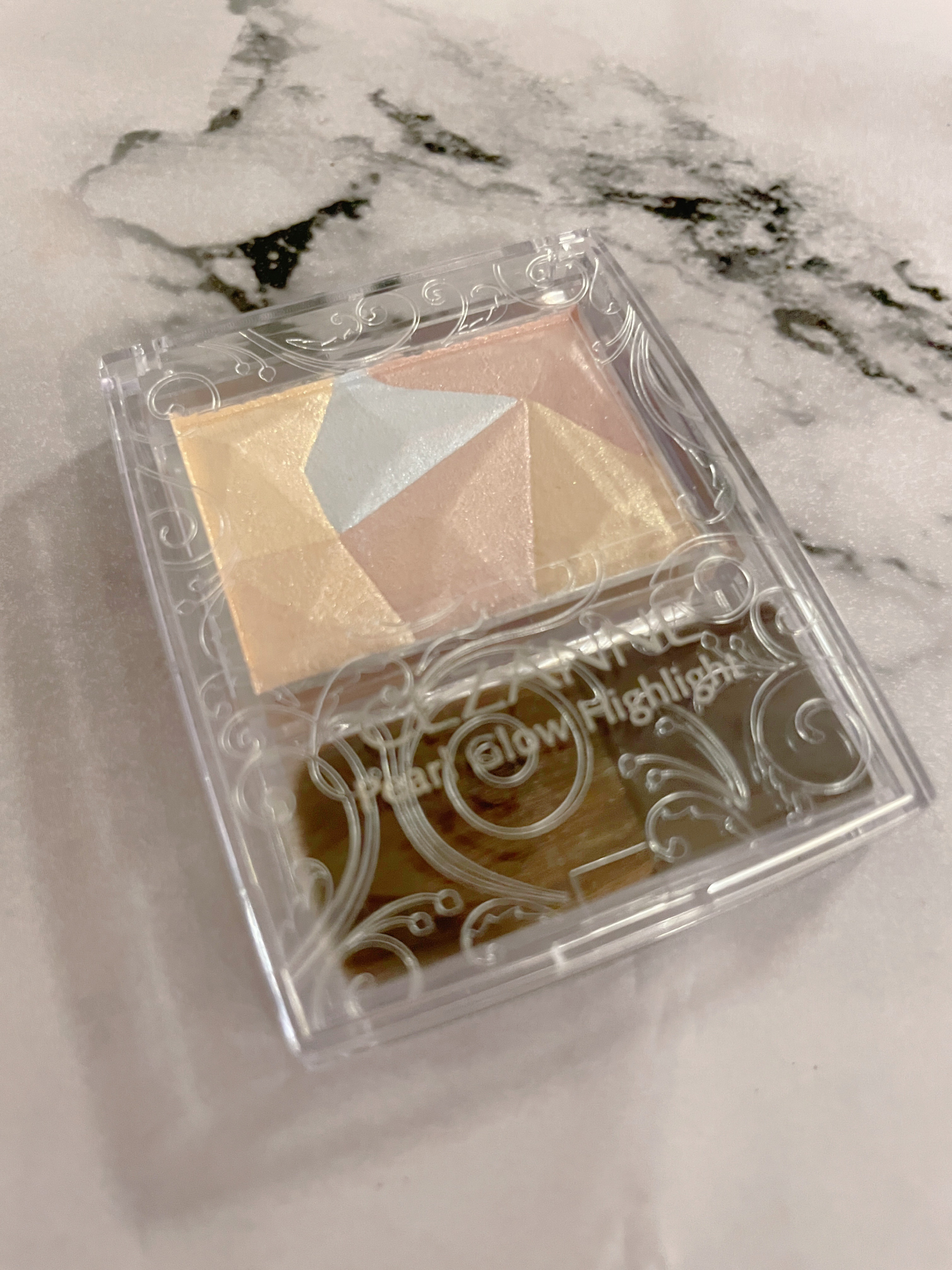 パールグロウハイライト/CEZANNE/ハイライト・シェーディングを使ったクチコミ（1枚目）