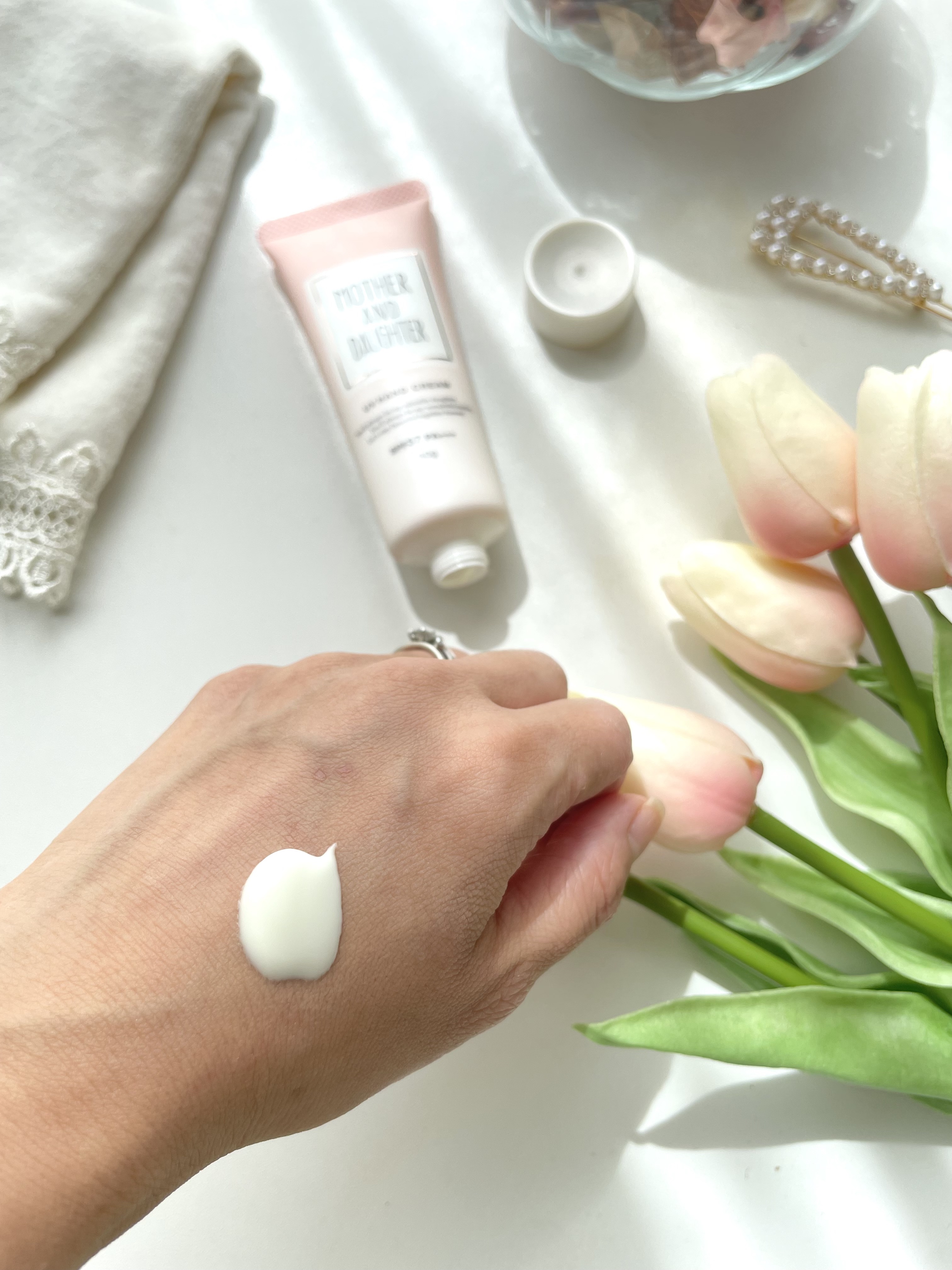 UVハンドクリームN SPF37 PA+++/Mother&Daughter/ハンドクリームを使ったクチコミ（2枚目）