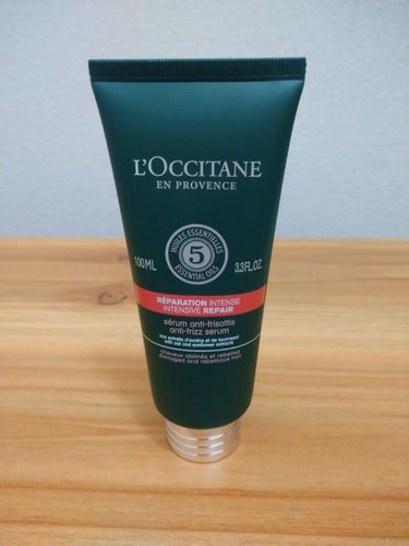 ファイブハーブス リペアリングヘアミルクセラム/L'OCCITANE/ヘアミルクを使ったクチコミ（1枚目）