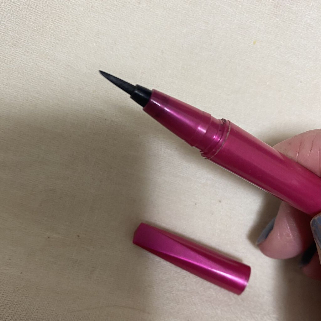 デジャヴュ 「密着アイライナー」しなやか筆リキッドのクチコミ「デジャヴュ 密着アイライナー ラスティンファイン 筆ペンリキッド     ディープブラック

.....」（2枚目）