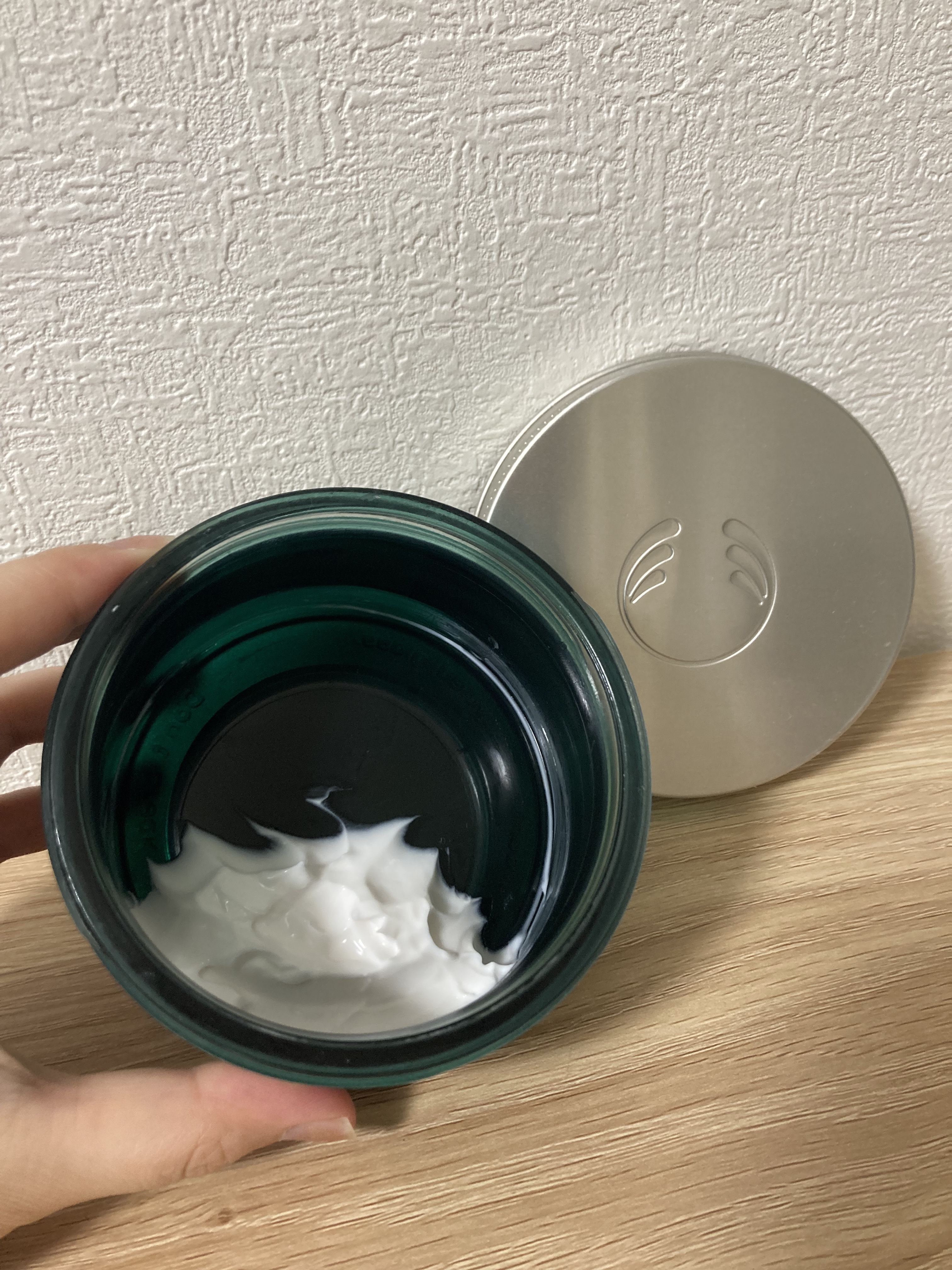 THE BODY SHOP ウェルネス ボディジェルクリーム ユーカリ& ローズマリーのクチコミ「\ 使い切りました✨/

🌿THE BODY SHOP
　ウェルネス ボディジェルクリーム 
.....」（2枚目）