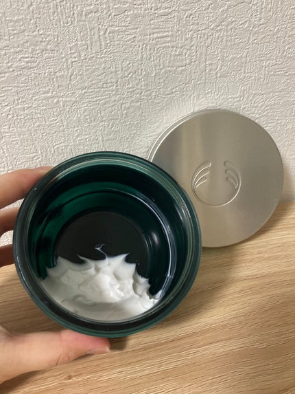THE BODY SHOP ウェルネス ボディジェルクリーム ユーカリ& ローズマリーのクチコミ「\ 使い切りました✨/
🌿THE BODY SHOP
ウェルネス ボディジェルクリーム
.....」(2枚目)