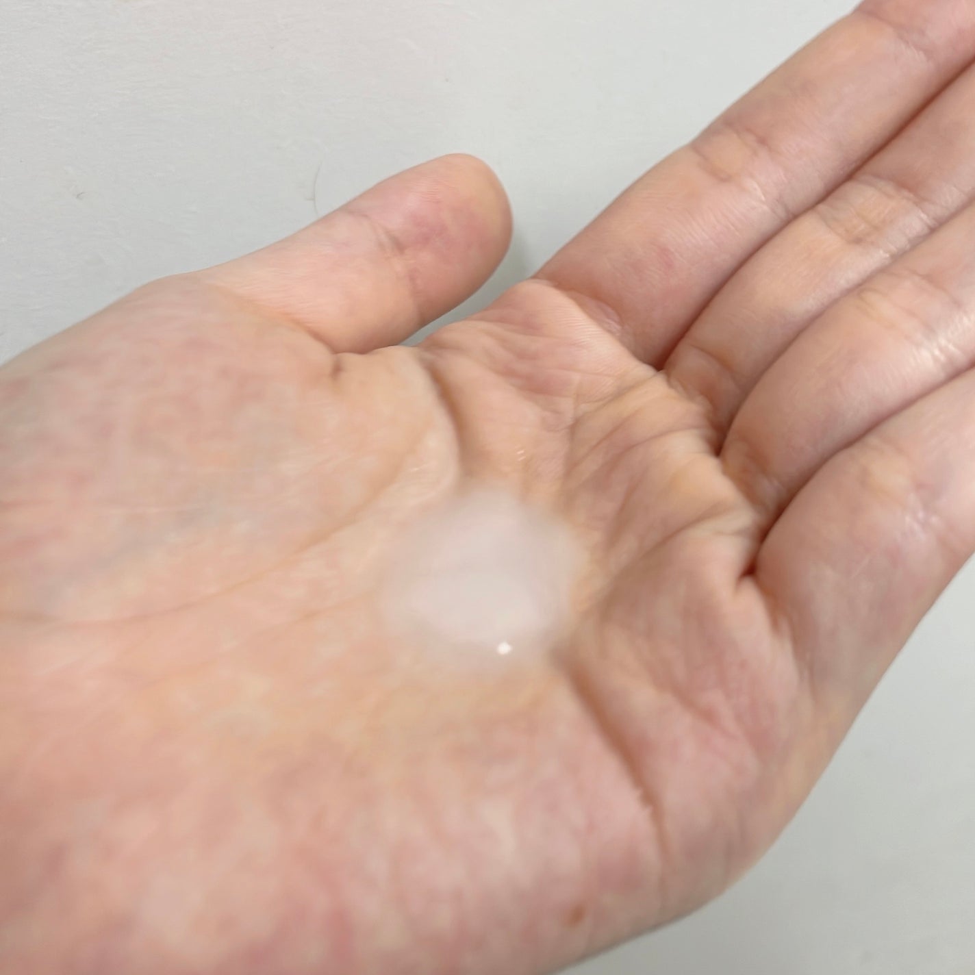 ミラクルズ うるおいブーストミルクウォーターセラム/パンテーン/アウトバストリートメントを使ったクチコミ(3枚目)