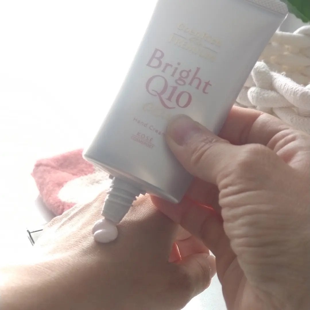 コエンリッチ ザ プレミアム ライトアップ モイストガード ハンドクリーム/コエンリッチQ10/ハンドクリームを使ったクチコミ(2枚目)
