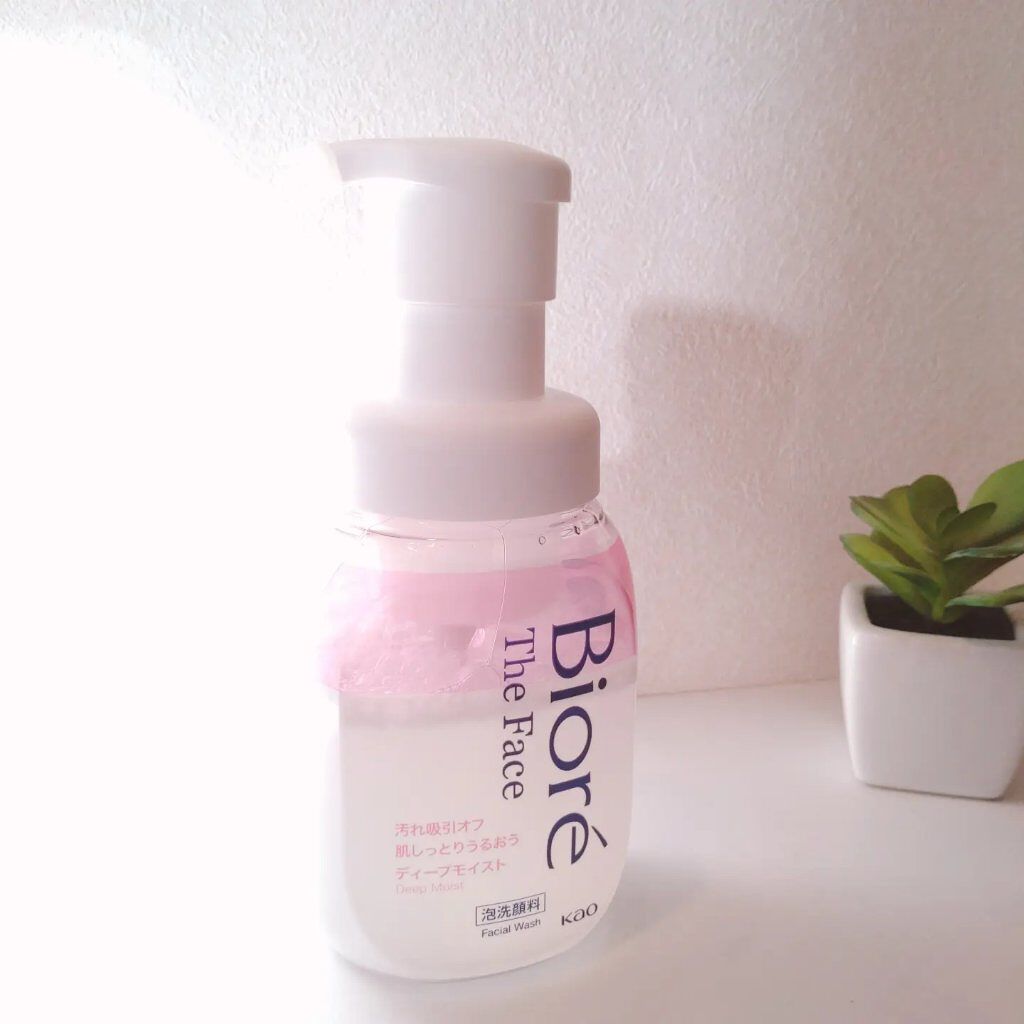 ビオレ ザフェイス 泡洗顔料 ディープモイスト/ビオレ/泡洗顔を使ったクチコミ（1枚目）