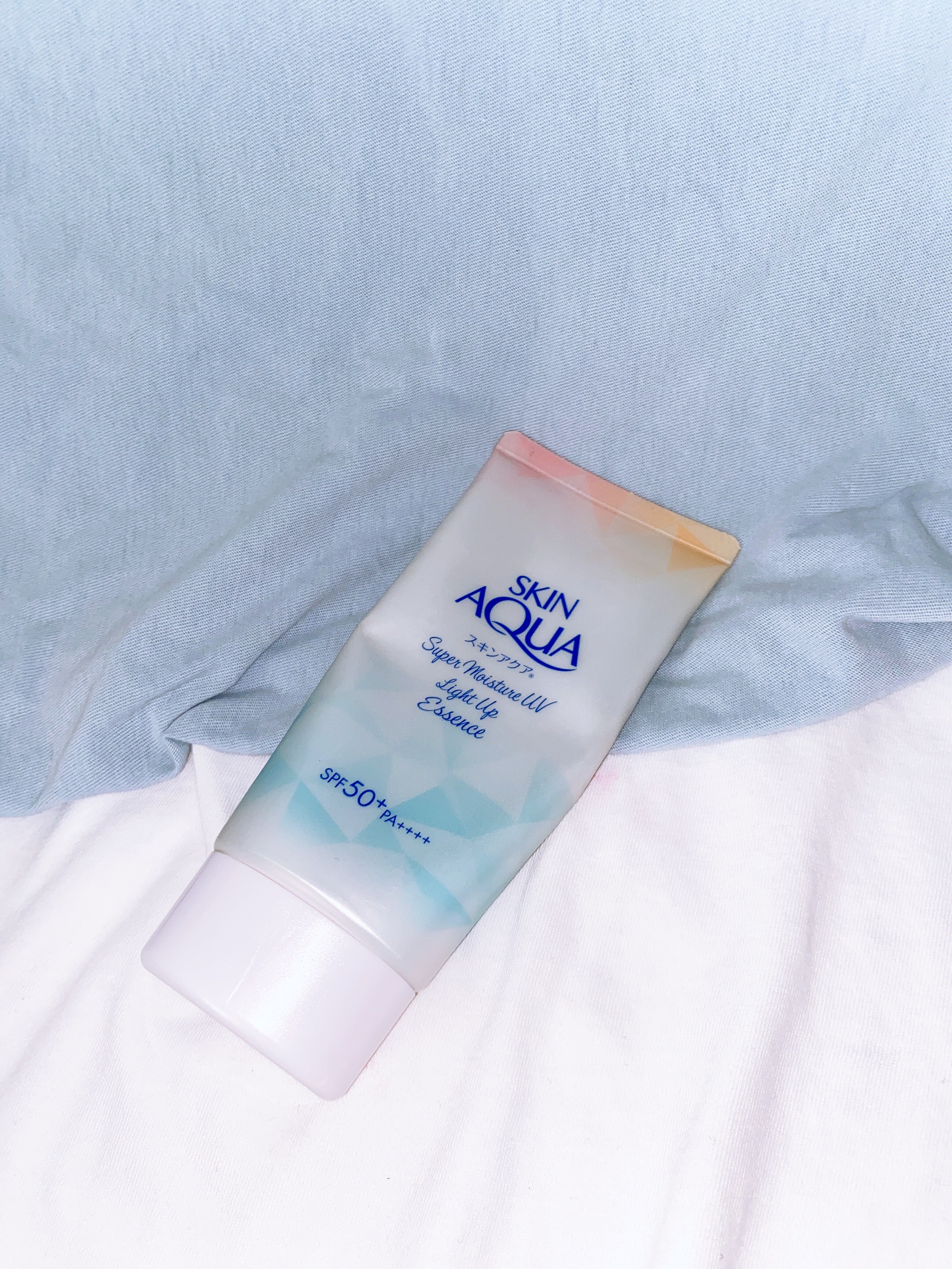 スーパーモイスチャーUVライトアップエッセンス/スキンアクア/日焼け止めローションを使ったクチコミ（1枚目）
