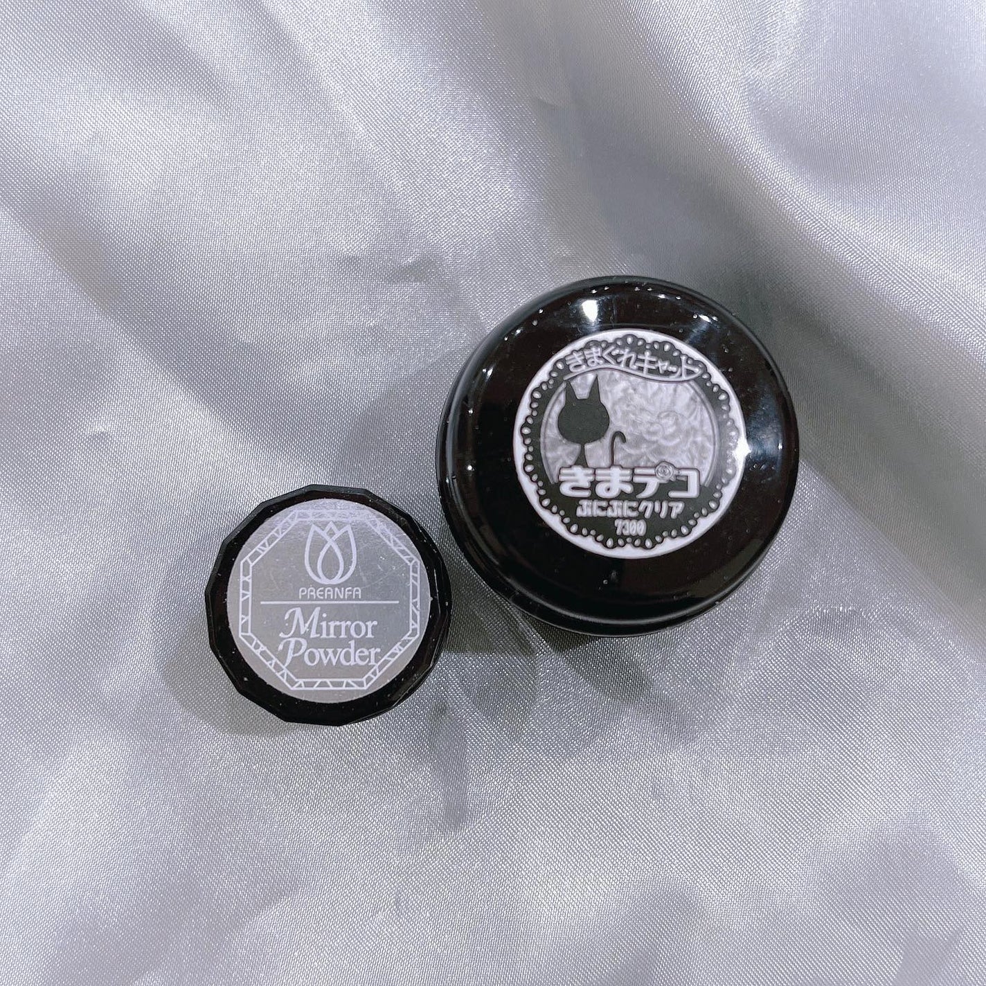 なかやまちえこ on LIPS 「ミラーと凸凹ネイル💅⠀⠀@risa_risa_risadayo..」(4枚目)