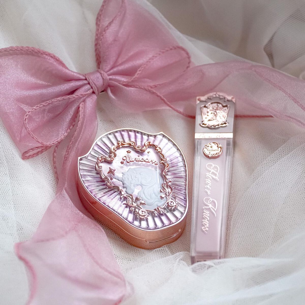 クリスタルユニコーンシリーズ チークブラッシュ/FlowerKnows/パウダーチークを使ったクチコミ（1枚目）