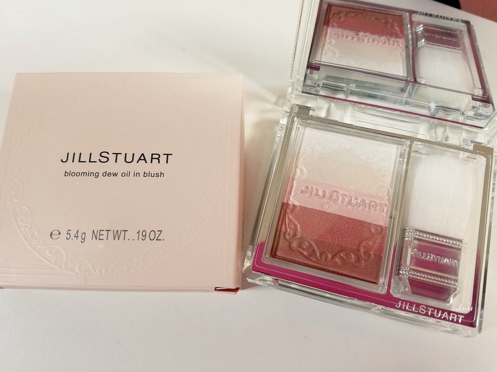 ブルーミングデュー オイルインブラッシュ/JILL STUART/パウダーチークを使ったクチコミ(1枚目)