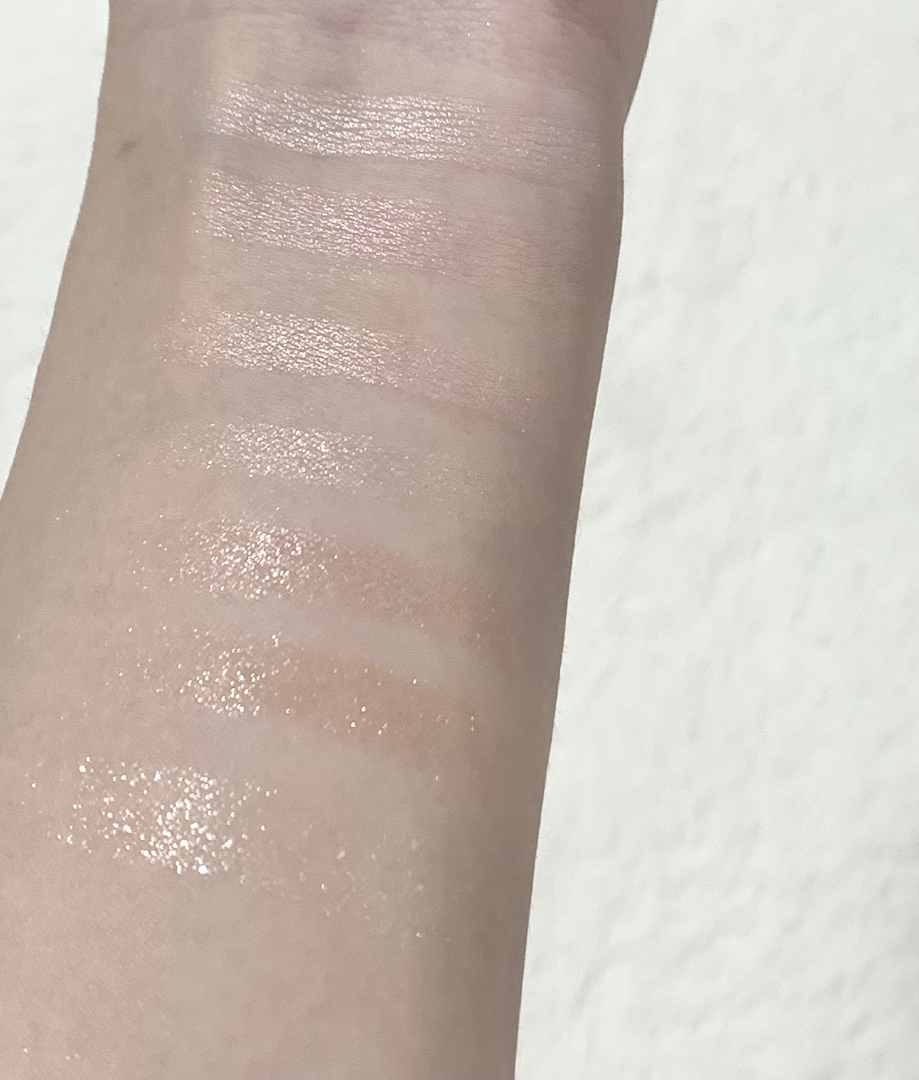 アイカラー プレイフル PK03/エレガンス クルーズ/単色アイシャドウを使ったクチコミ（2枚目）