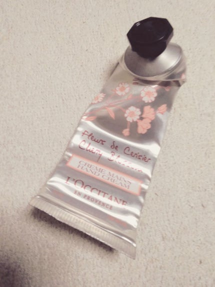 チェリーブロッサム ソフトハンドクリーム/L'OCCITANE/ハンドクリームを使ったクチコミ(1枚目)