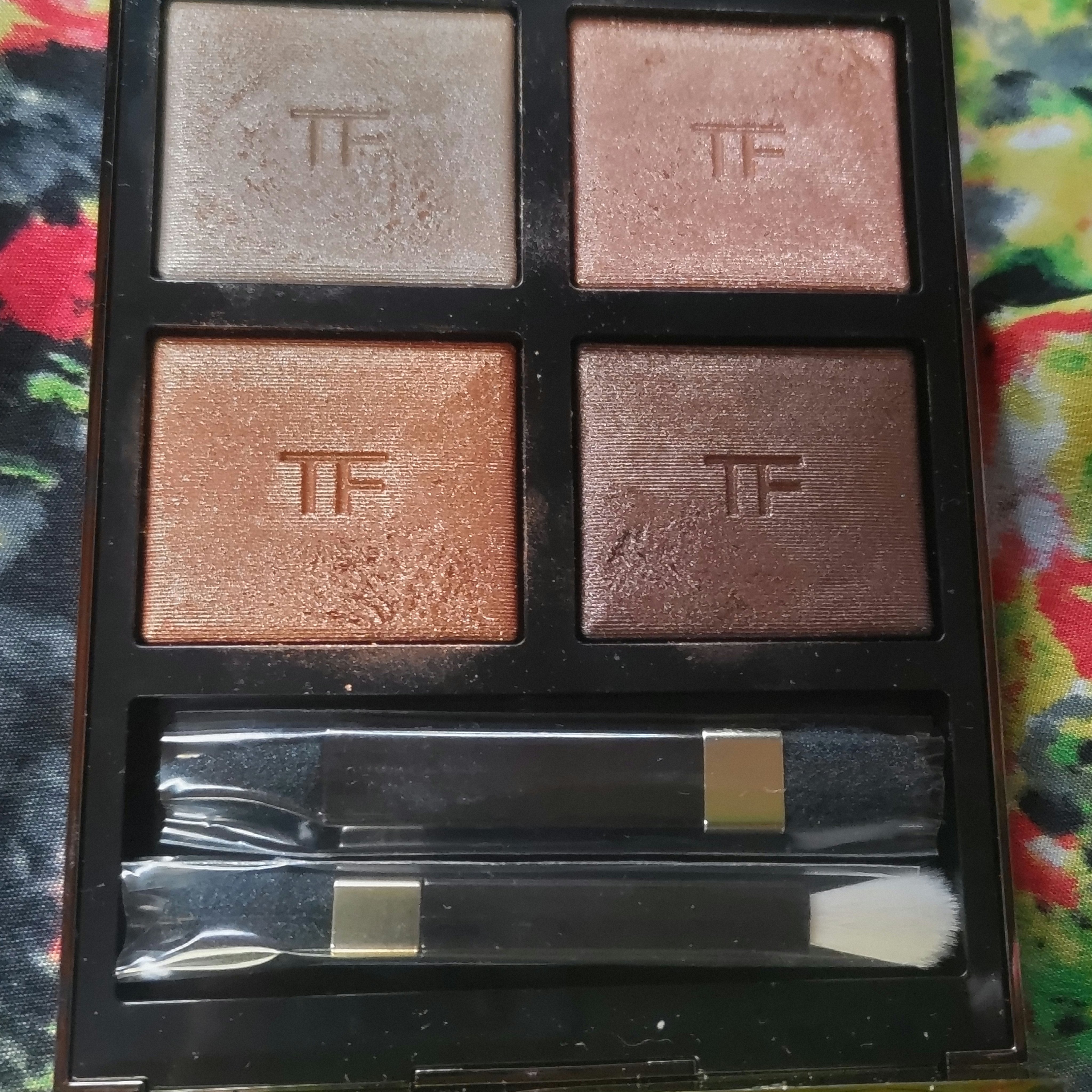 アイ カラー クォード 04A サスピション/TOM FORD BEAUTY/アイシャドウパレットを使ったクチコミ（1枚目）