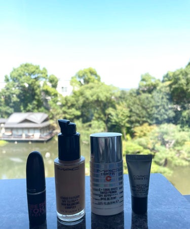 スタジオフィックス フルイッド SPF 15/M・A・C/リキッドファンデーションを使ったクチコミ（1枚目）