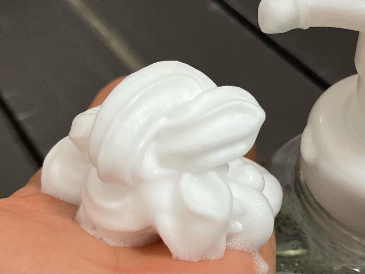 ザ ボディ 泡タイプ ピュアリーサボンの香り/ビオレu/ボディソープを使ったクチコミ(4枚目)