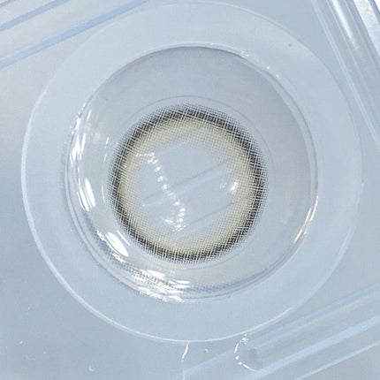 びゃっこまる on LIPS 「ずっと前から使ってるお気に入りの色素薄めカラコン🫧美少女感あふ..」(5枚目)