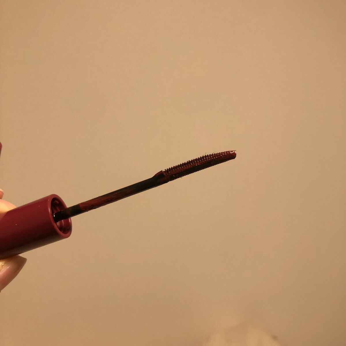 カールキープマジック ダークチェリー（限定色）/コーセーコスメニエンス/マスカラを使ったクチコミ（2枚目）