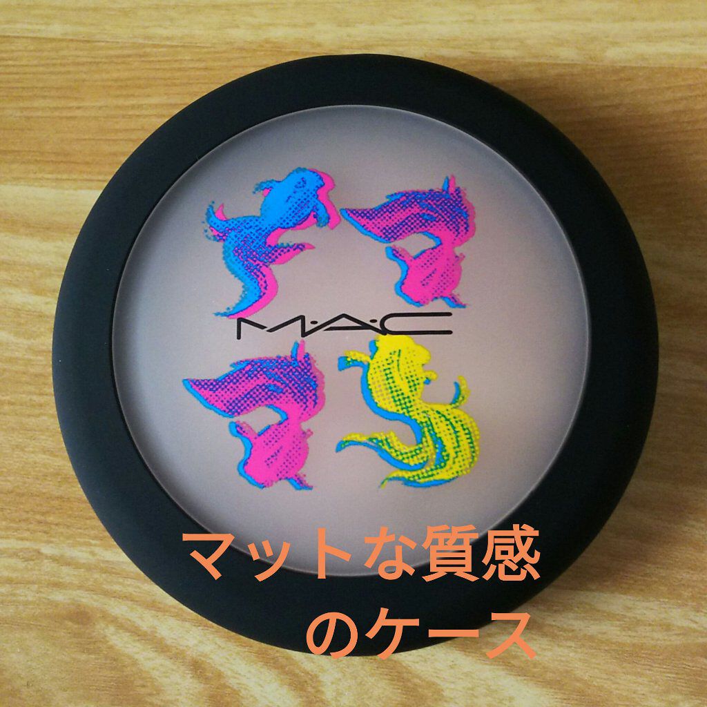 エクストラ ディメンション スキンフィニッシュ ダブル グリーム/M・A・C/プレストパウダーを使ったクチコミ（2枚目）