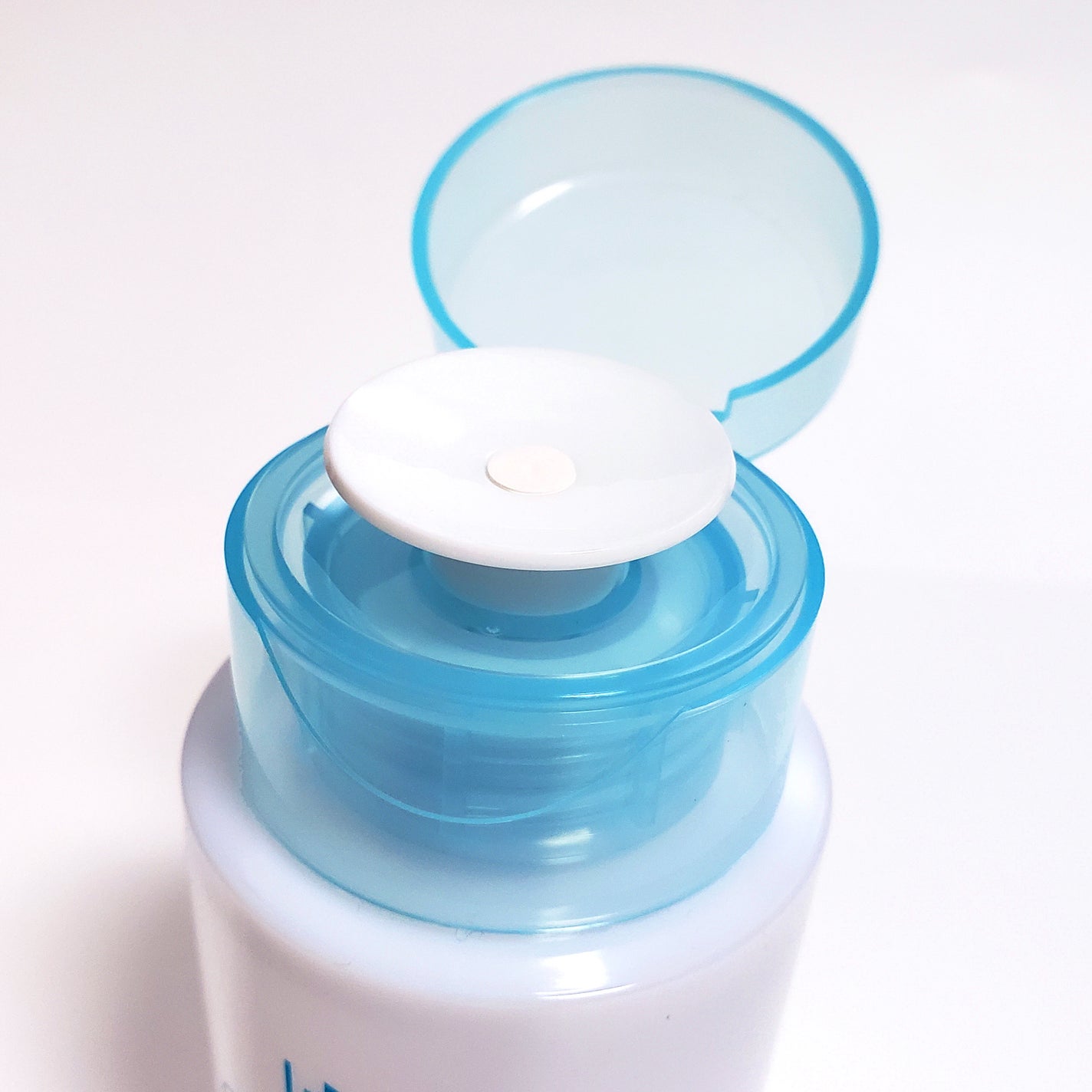 アキュネ 薬用ふきとりローションT/アキュネ/拭き取り化粧水を使ったクチコミ(2枚目)