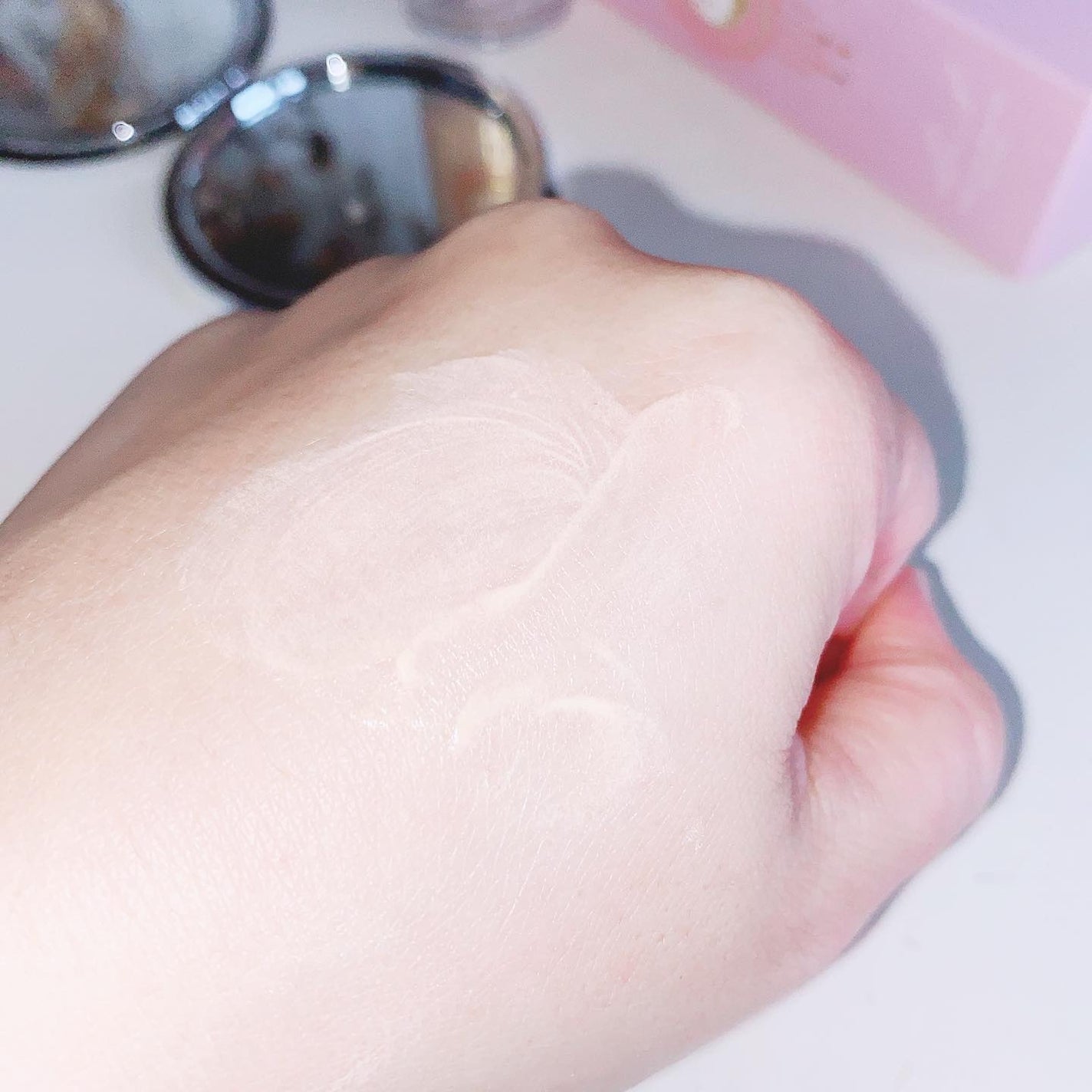 コラーゲンモイスチャースキンベース/illuN/化粧下地を使ったクチコミ(4枚目)