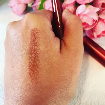 えり on LIPS 「たったひと塗りで‟自分色”を叶える。高発色ティントリップ💕「i..」(4枚目)