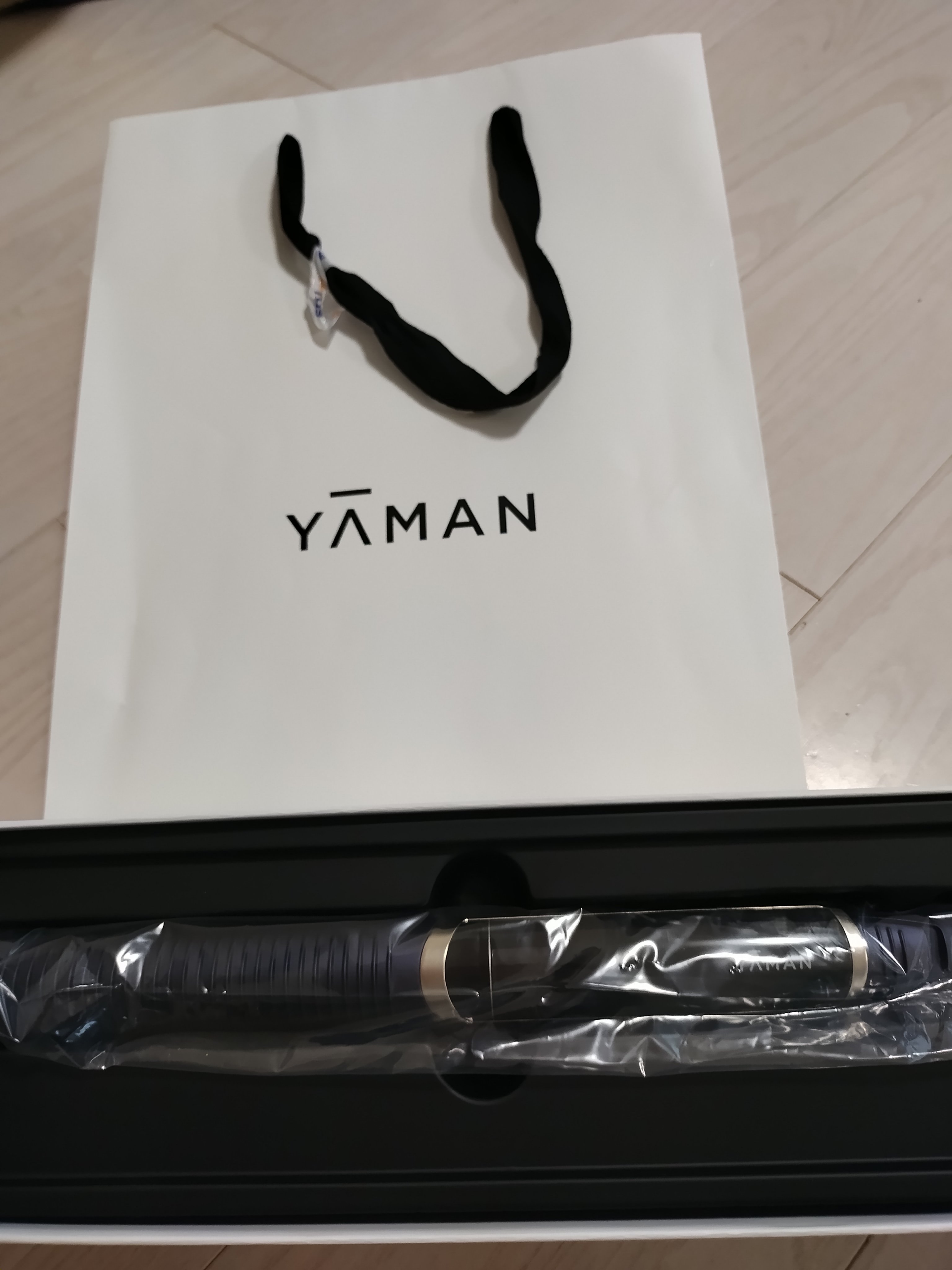 スムースアイロンフォトイオン ネイビー/YA-MAN TOKYO JAPAN/ストレートアイロンを使ったクチコミ（1枚目）