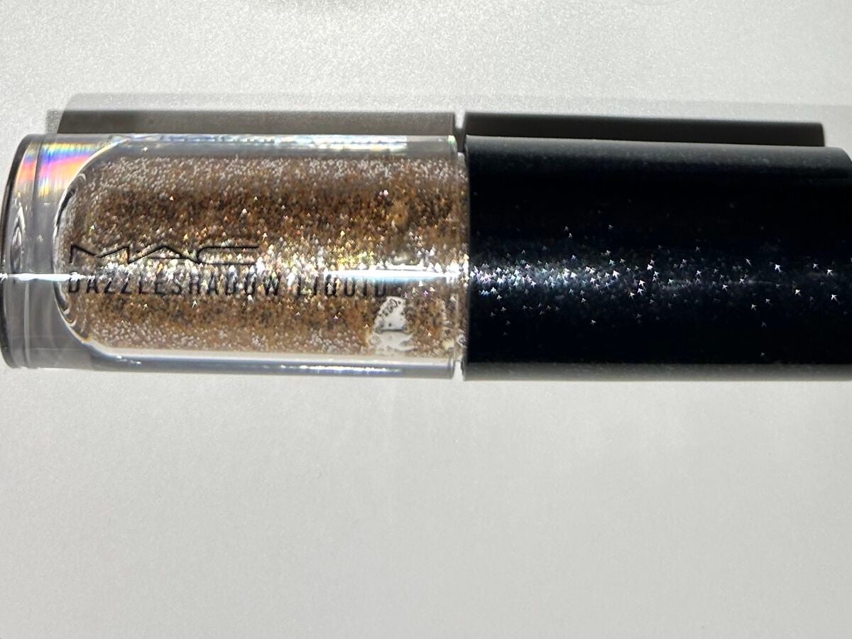 ダズルシャドウ リキッド/M・A・C/リキッドアイシャドウを使ったクチコミ(1枚目)