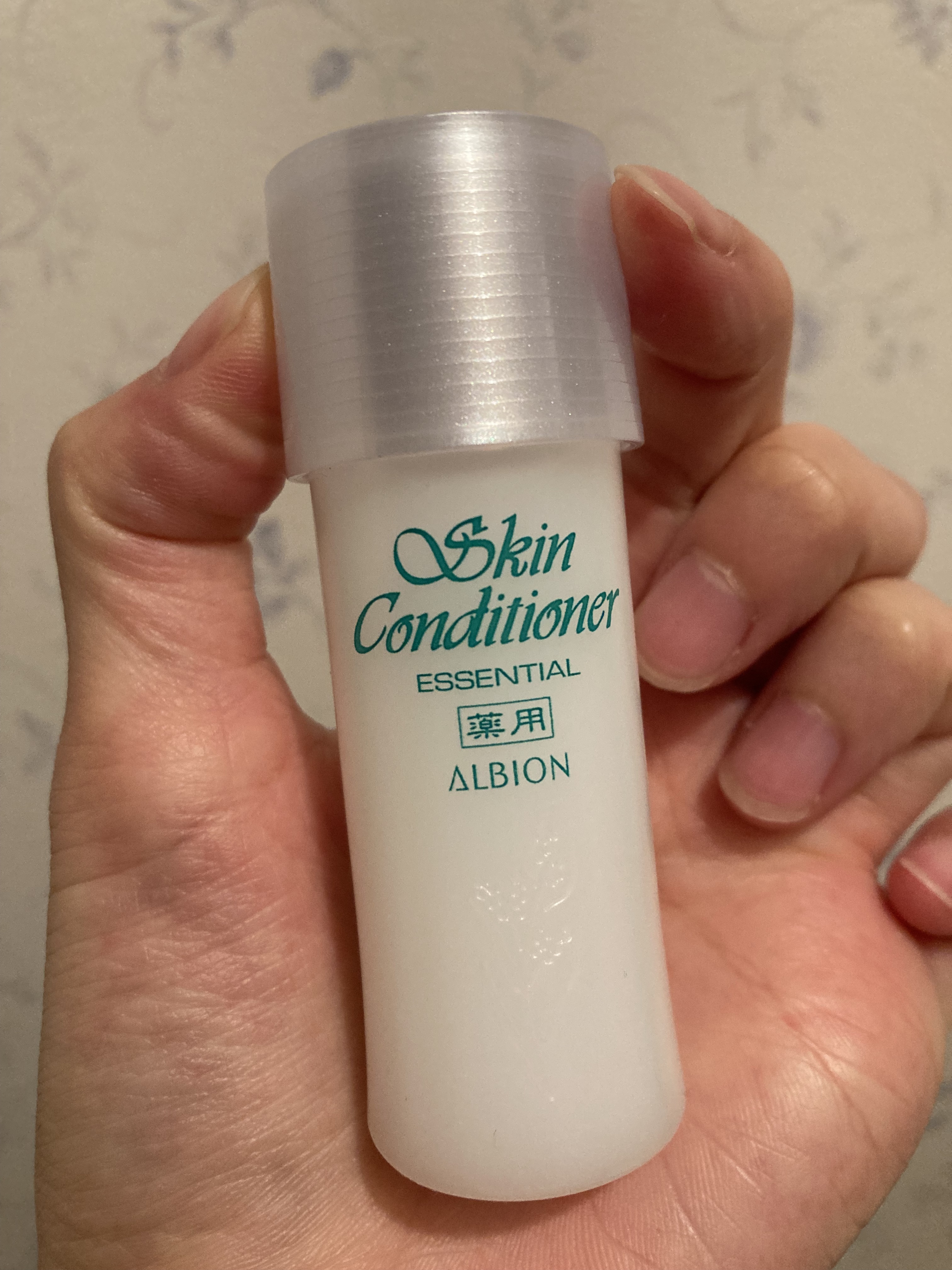  薬用スキンコンディショナーエッセンシャル N/ALBION/化粧水を使ったクチコミ（1枚目）