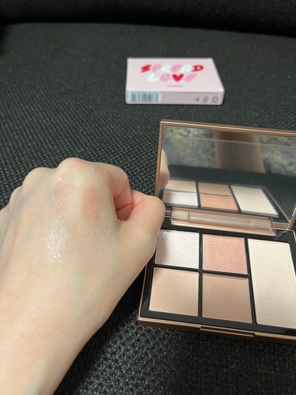 フェイス スタイリスト/SNIDEL BEAUTY/アイシャドウパレットを使ったクチコミ(4枚目)