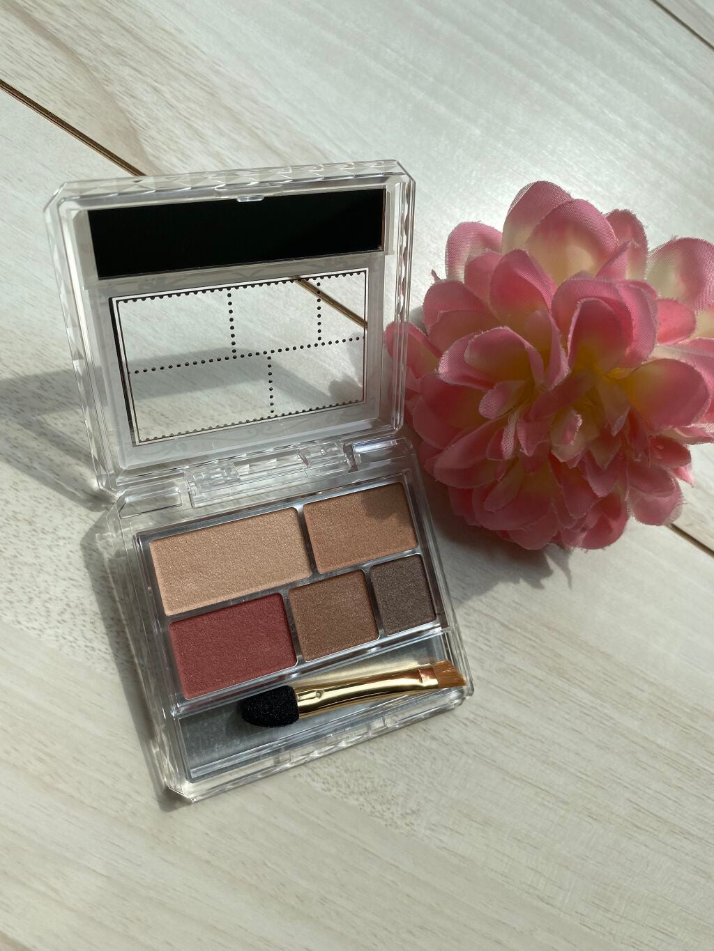 パーフェクトマルチアイズ/キャンメイク/アイシャドウパレットを使ったクチコミ(2枚目)