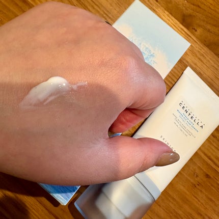 ヒアルーシカ ウォーターフィット サンセラム/SKIN1004/日焼け止めローションを使ったクチコミ(1枚目)