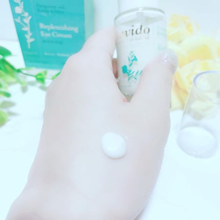 リプレニッシングアイクリーム/Lavido/アイケア・アイクリームを使ったクチコミ(2枚目)