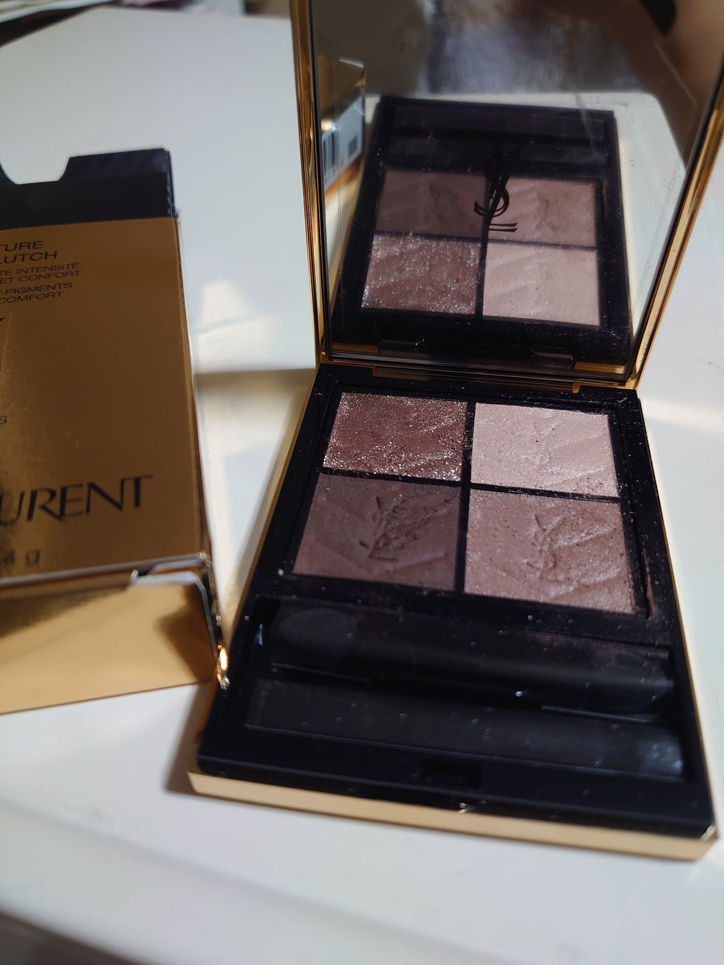 クチュール ミニ クラッチ/YVES SAINT LAURENT BEAUTE/アイシャドウパレットを使ったクチコミ(1枚目)